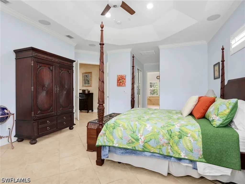 530 13th Street NW Naples FL 34120