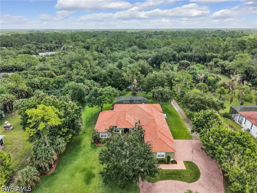 530 13th Street NW Naples FL 34120
