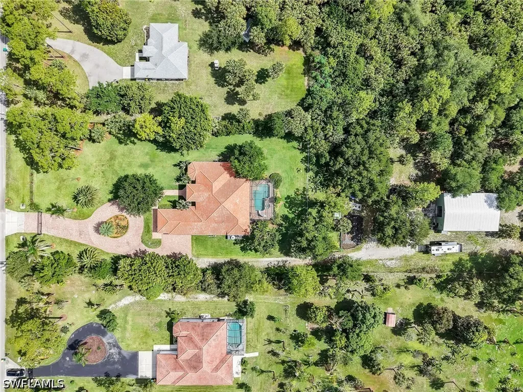 530 13th Street NW Naples FL 34120