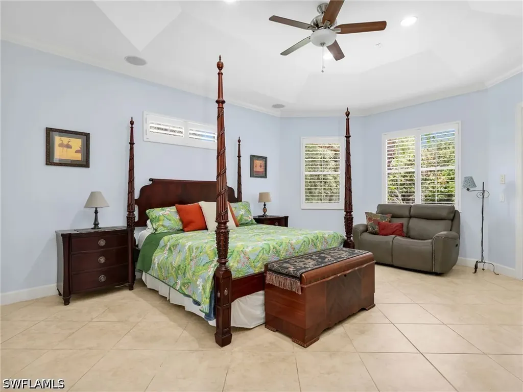 530 13th Street NW Naples FL 34120