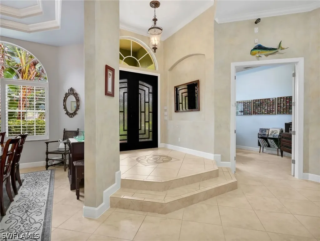 530 13th Street NW Naples FL 34120
