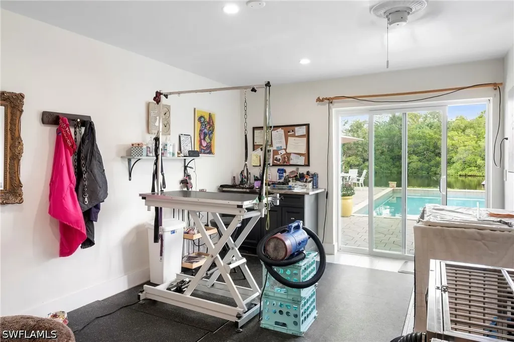 2271 Harbor Road Naples FL 34104