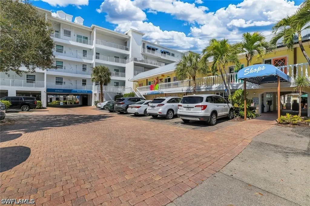 160 Palm Street Marco Island FL 34145