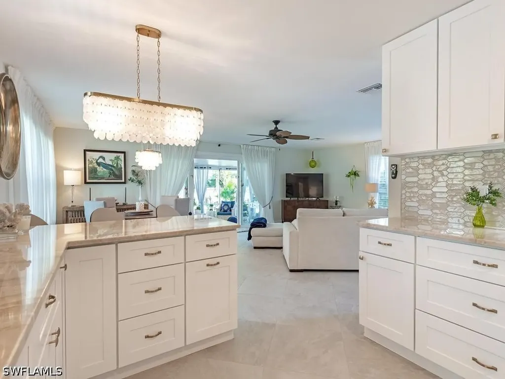 23 Knights Bridge Road Naples FL 34112