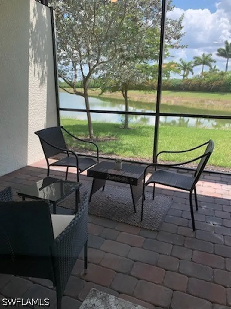 14631 Edgewater Circle Naples FL 34114