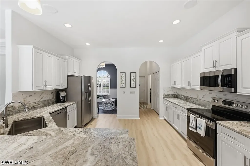 7673 Mulberry Lane Naples FL 34114