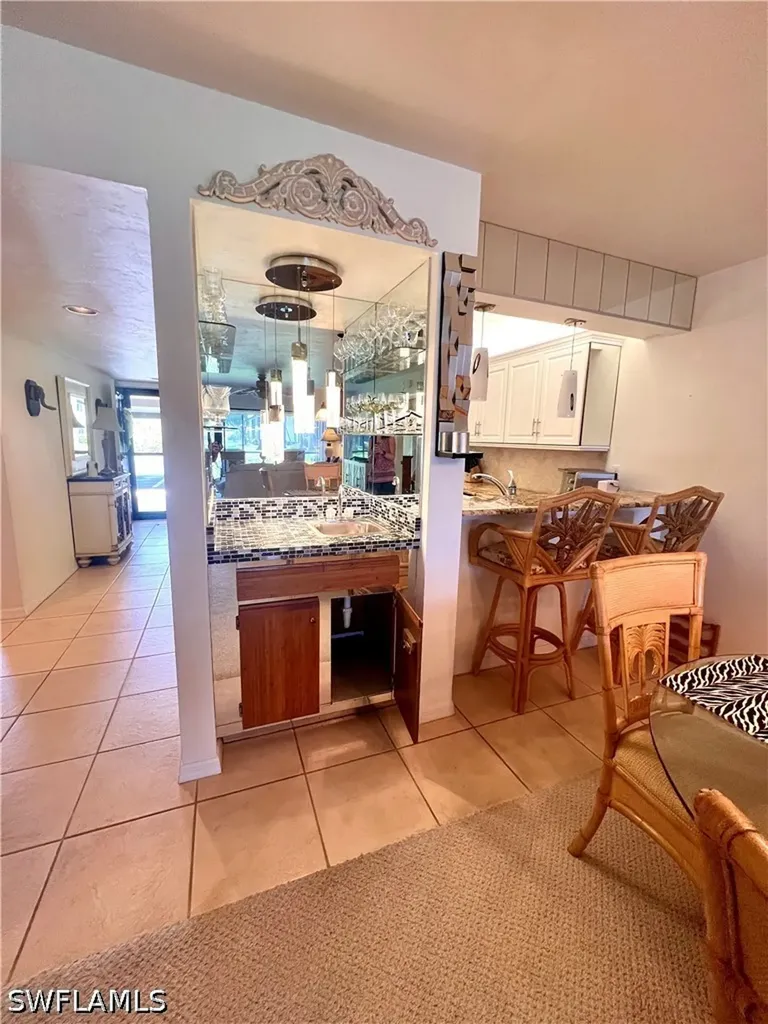 4240 Chantelle Drive Naples FL 34112