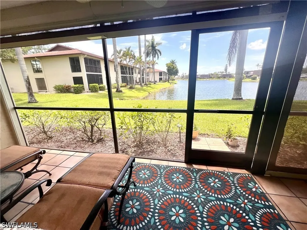 4240 Chantelle Drive Naples FL 34112