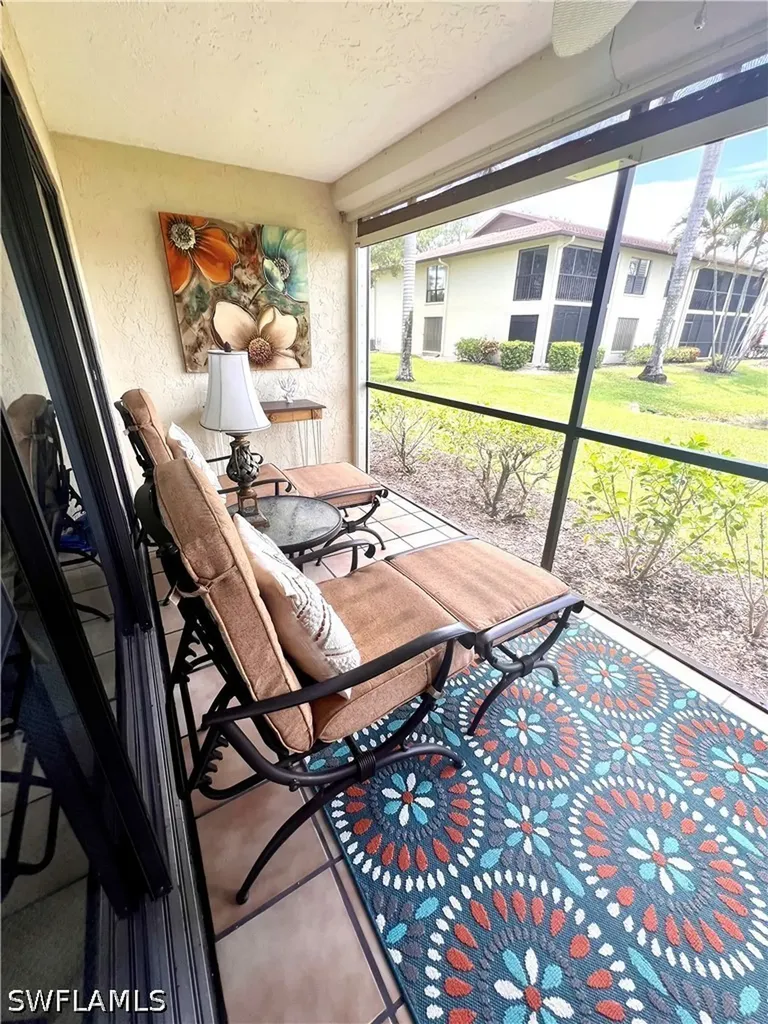 4240 Chantelle Drive Naples FL 34112