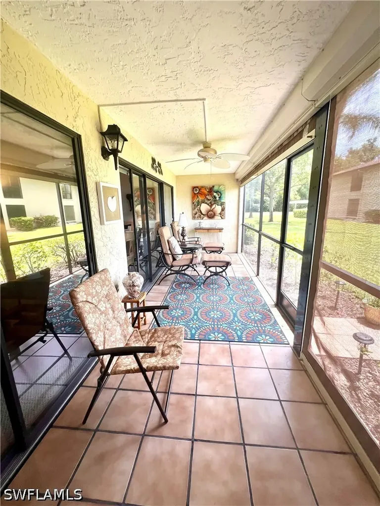 4240 Chantelle Drive Naples FL 34112