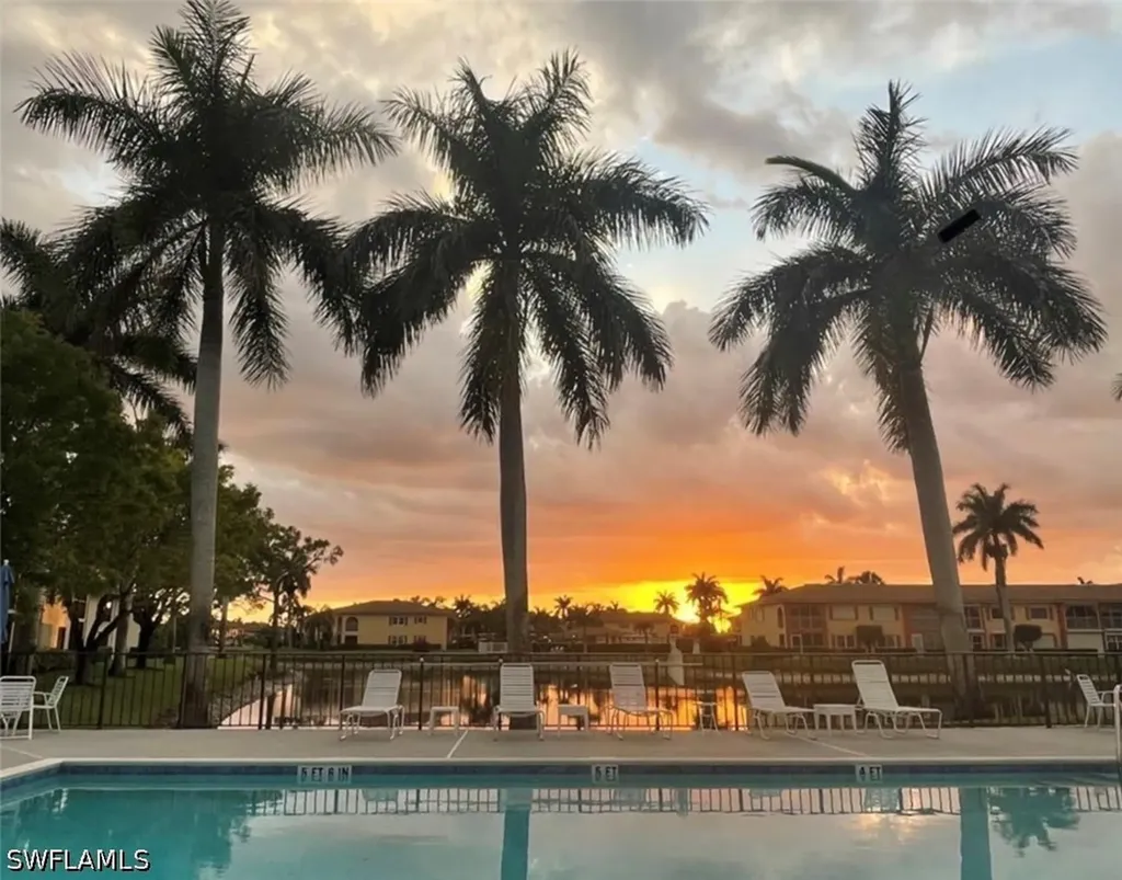 4240 Chantelle Drive Naples FL 34112
