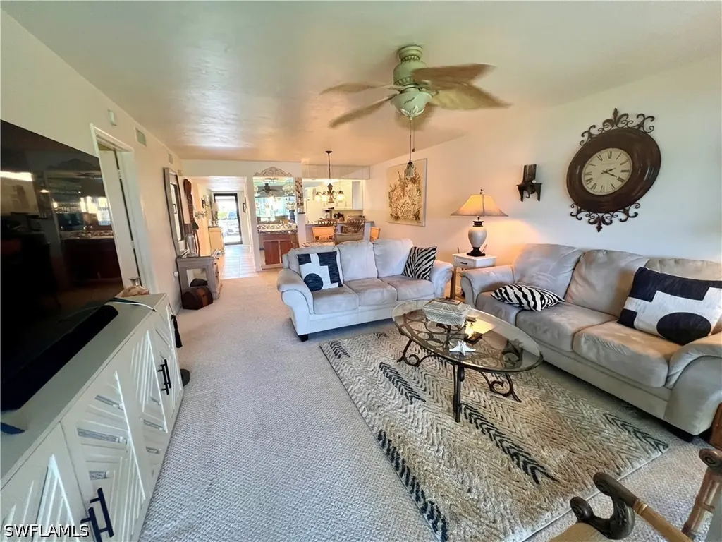 4240 Chantelle Drive Naples FL 34112