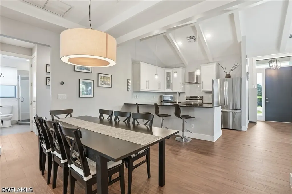 1140 Jeronimo Drive Naples FL 34103