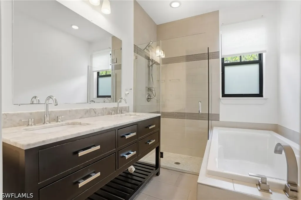 1140 Jeronimo Drive Naples FL 34103
