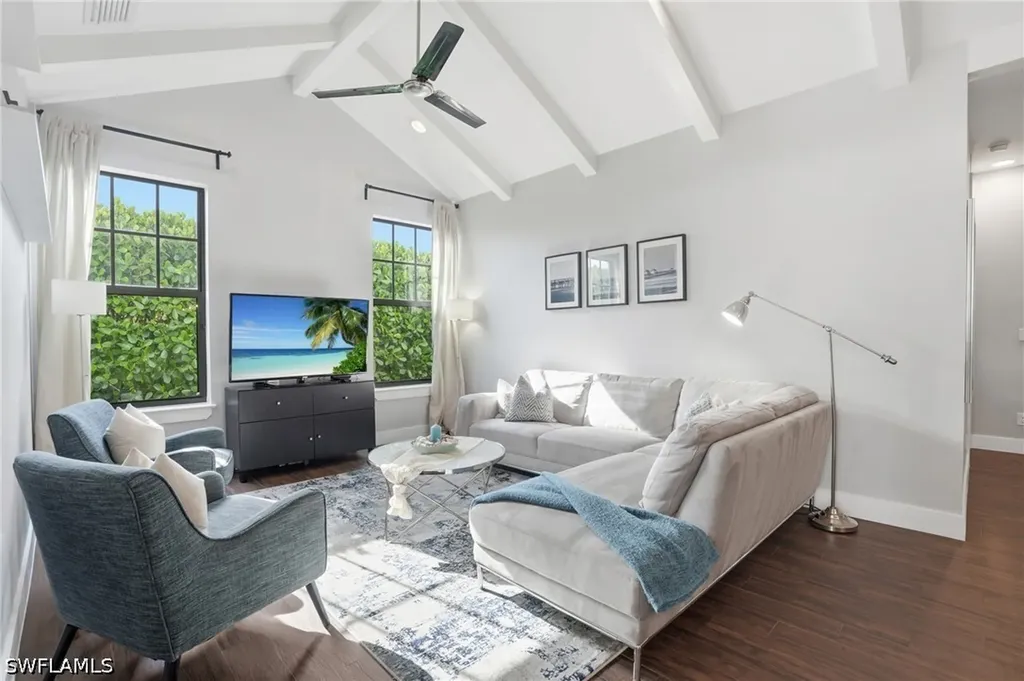 1140 Jeronimo Drive Naples FL 34103