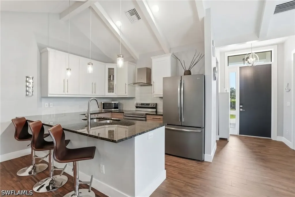 1140 Jeronimo Drive Naples FL 34103