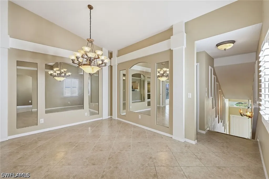2650 Creek Lane Naples FL 34119