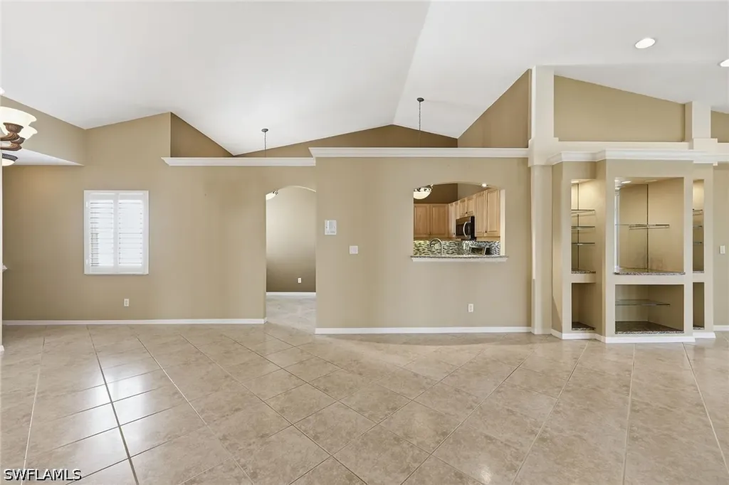 2650 Creek Lane Naples FL 34119