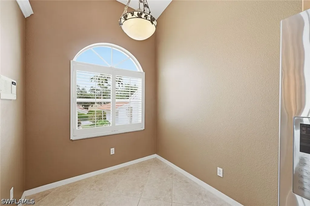 2650 Creek Lane Naples FL 34119