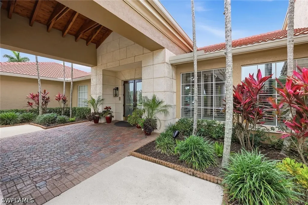 2650 Creek Lane Naples FL 34119