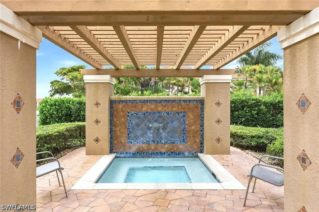2650 Creek Lane Naples FL 34119
