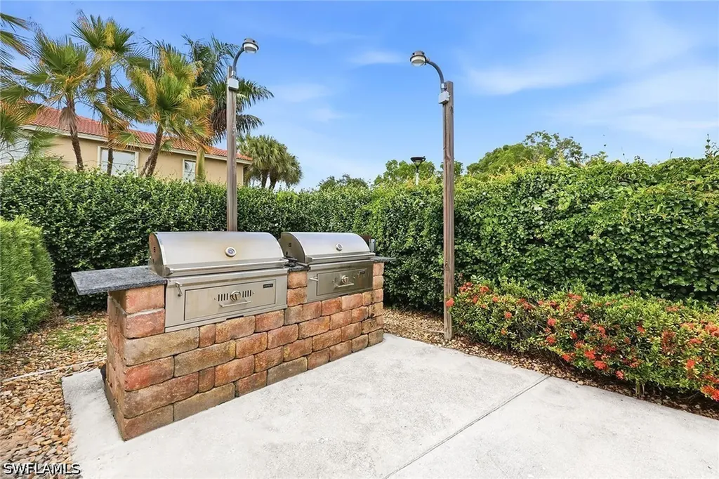 2650 Creek Lane Naples FL 34119