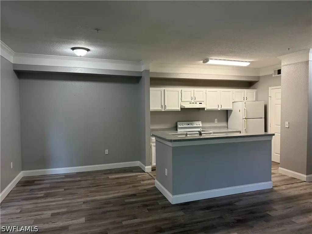 11561 Villa Grand Fort Myers FL 33913