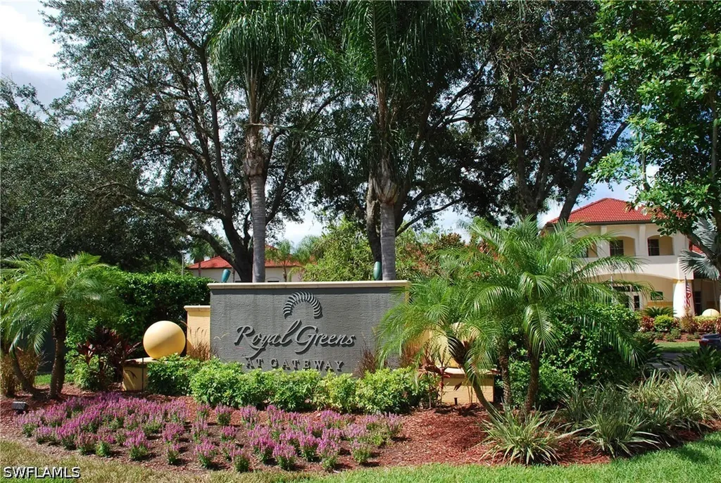 11561 Villa Grand Fort Myers FL 33913
