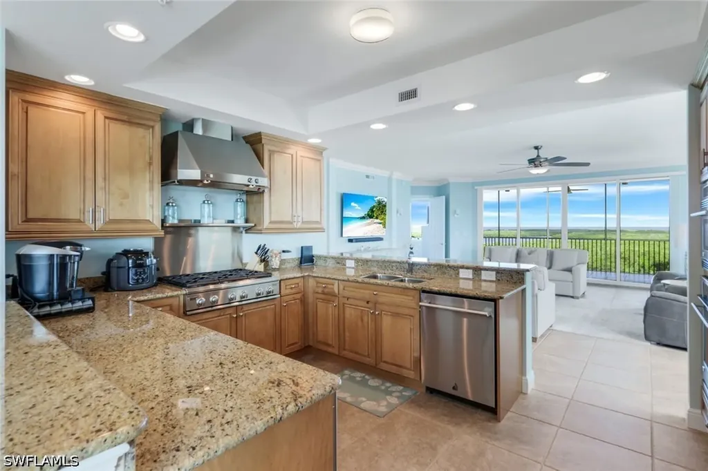 275 Indies Way Naples FL 34110