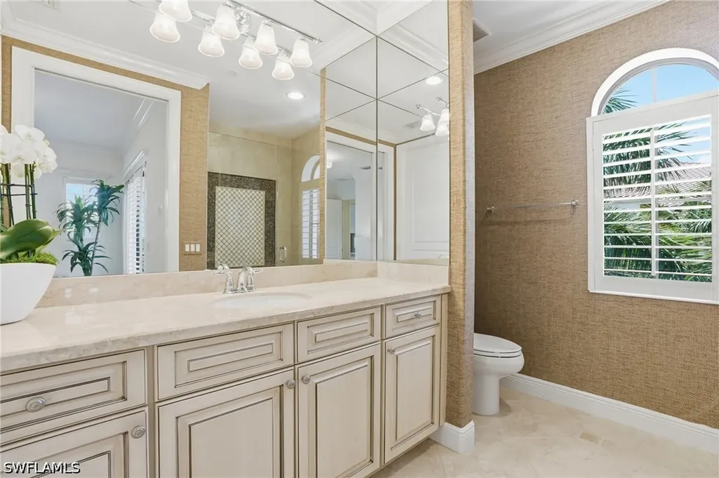 2543 Marquesa Royale Lane Naples FL 34109