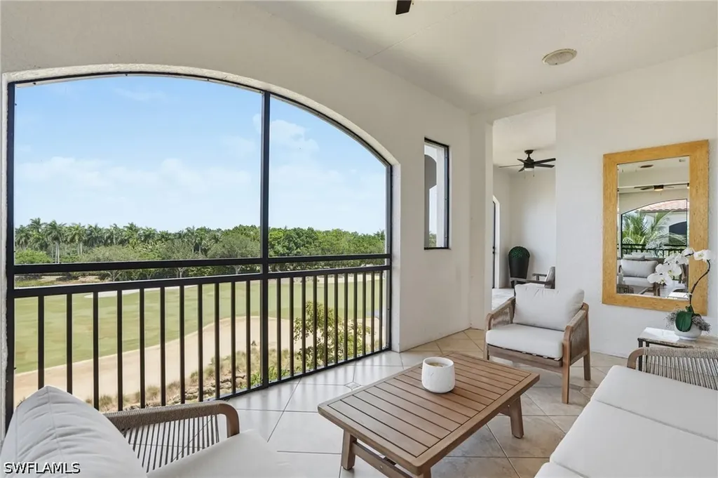 2543 Marquesa Royale Lane Naples FL 34109