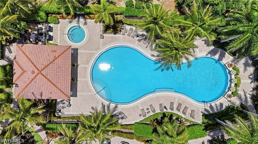 2543 Marquesa Royale Lane Naples FL 34109