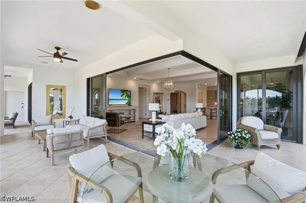 2543 Marquesa Royale Lane Naples FL 34109