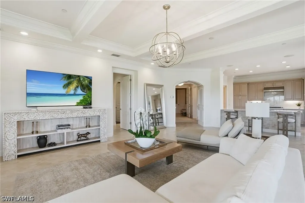 2543 Marquesa Royale Lane Naples FL 34109