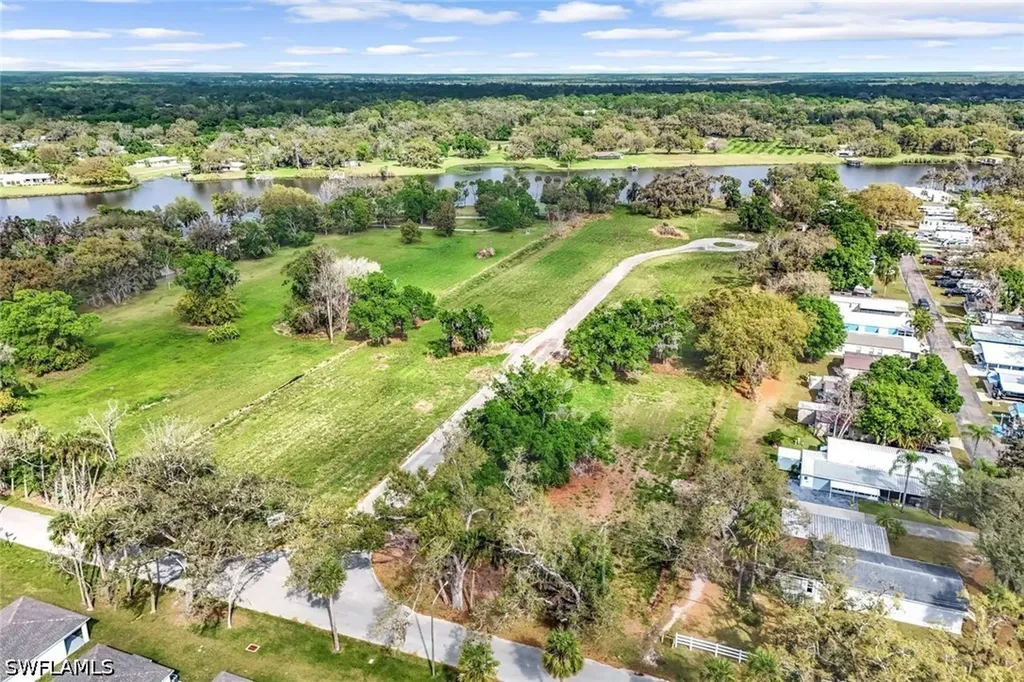 1050 Shady Oaks Avenue Labelle FL 33935