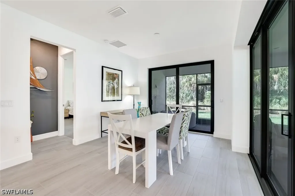 10439 Ventana Lane Naples FL 34120