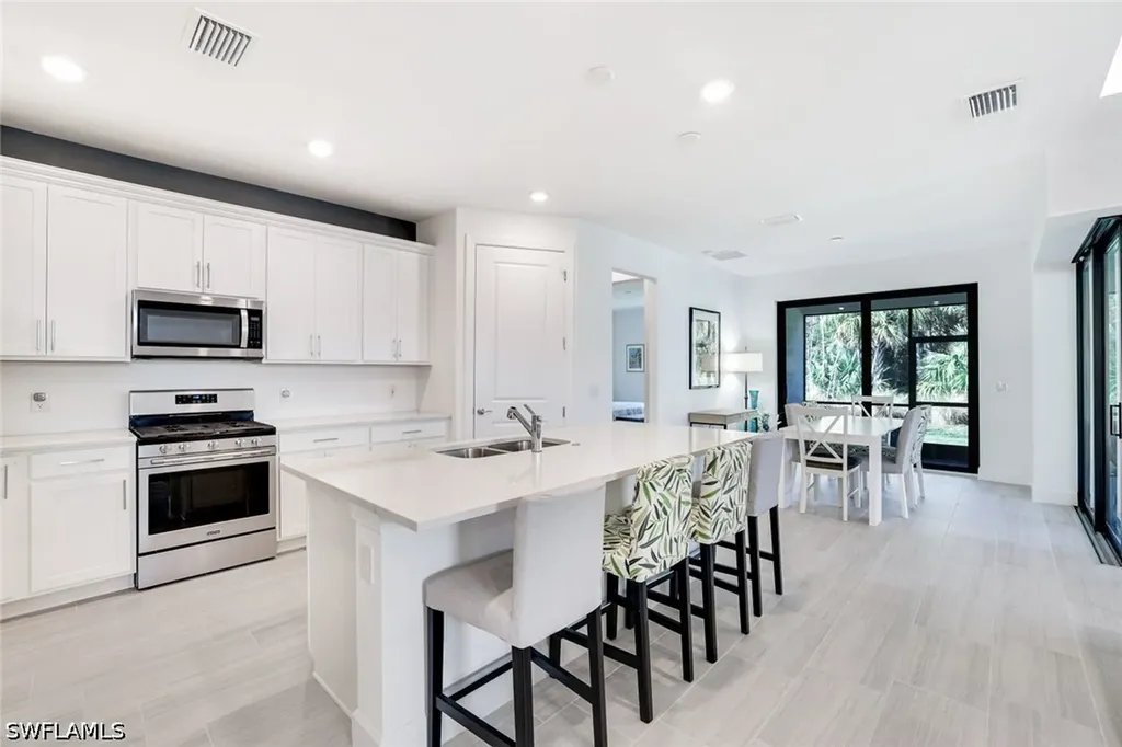 10439 Ventana Lane Naples FL 34120