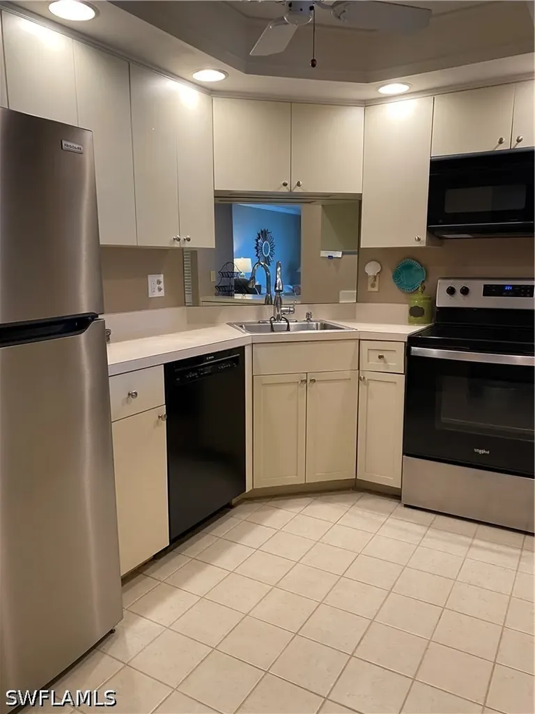 3 Bluebill Avenue Naples FL 34108