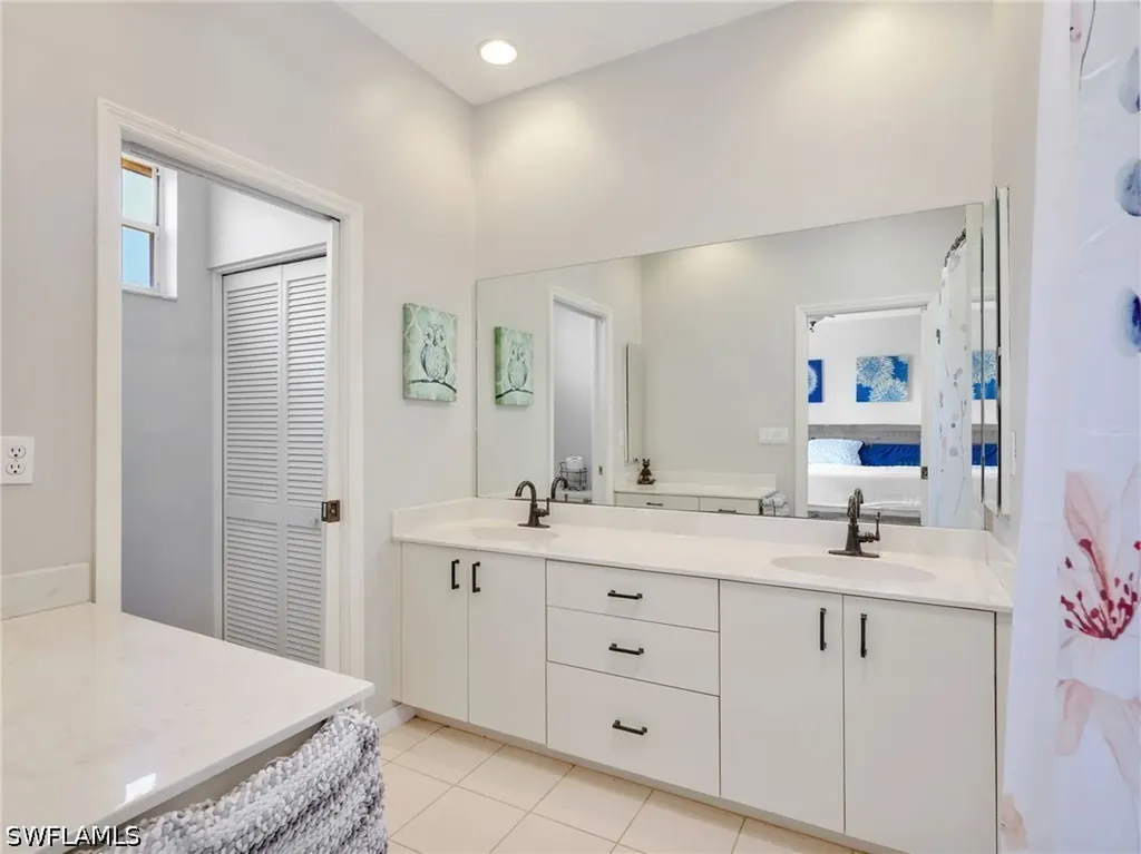 25251 Bay Cedar Drive Bonita Springs FL 34134