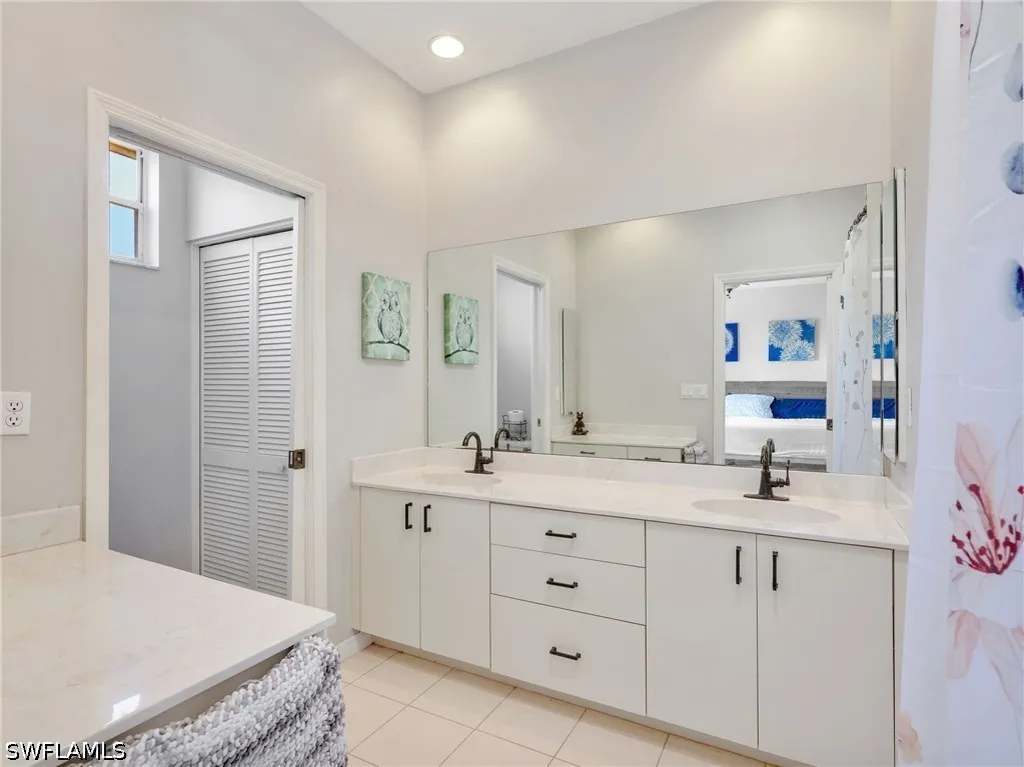 25251 Bay Cedar Drive Bonita Springs FL 34134