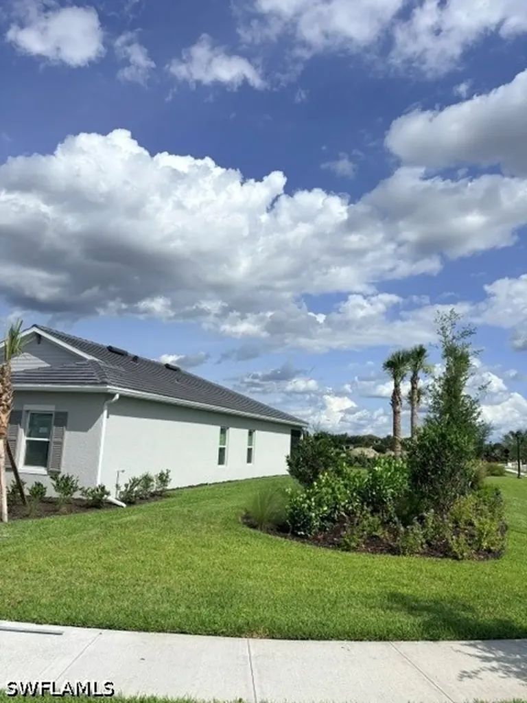 4758 Espiritu Way Ave Maria FL 34142