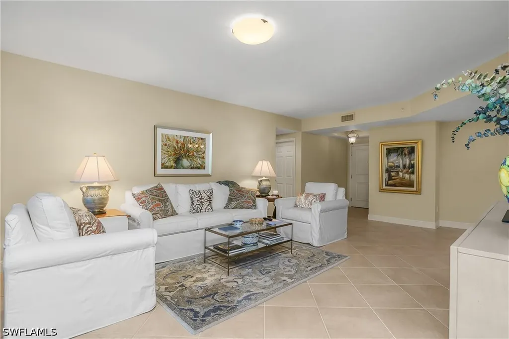 7225 Pelican Bay Boulevard Naples FL 34108
