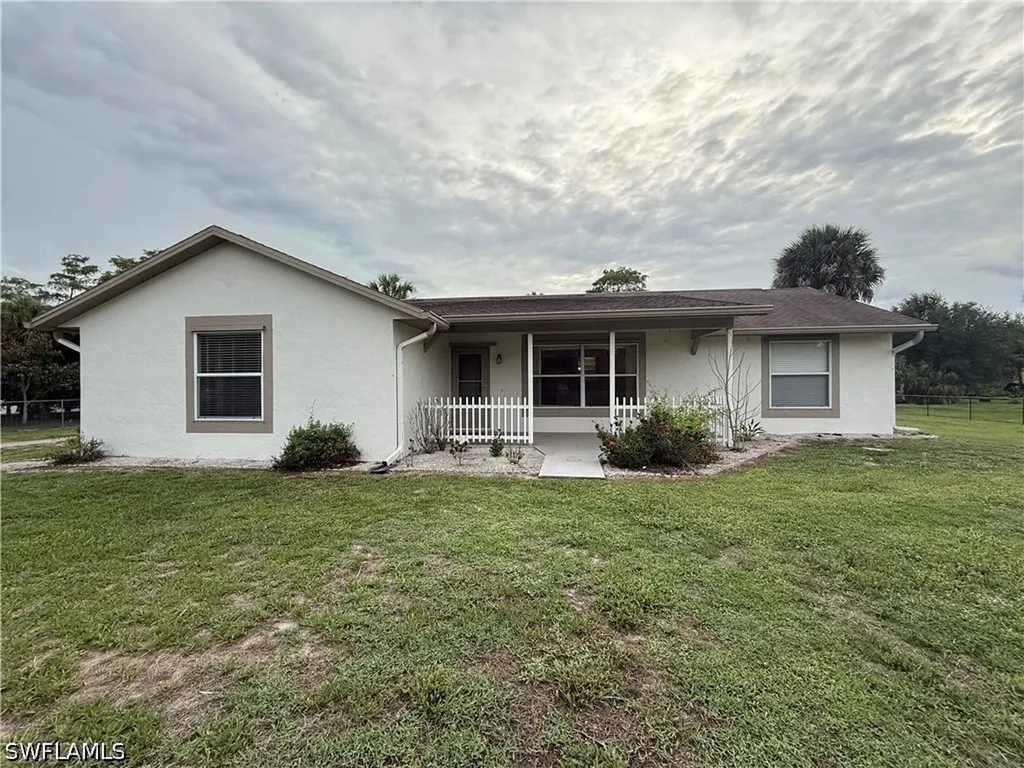 381 17th Street SW Naples FL 34117