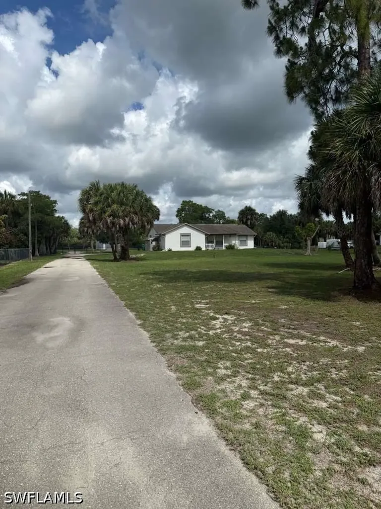 381 17th Street SW Naples FL 34117