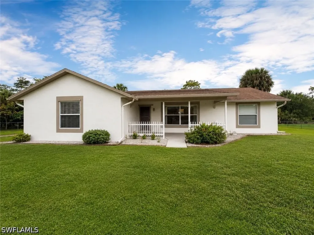 381 17th Street SW Naples FL 34117