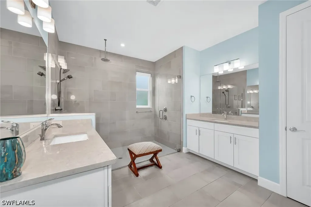 2078 Grove Drive Naples FL 34120