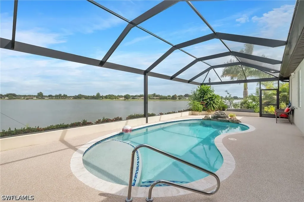 2078 Grove Drive Naples FL 34120