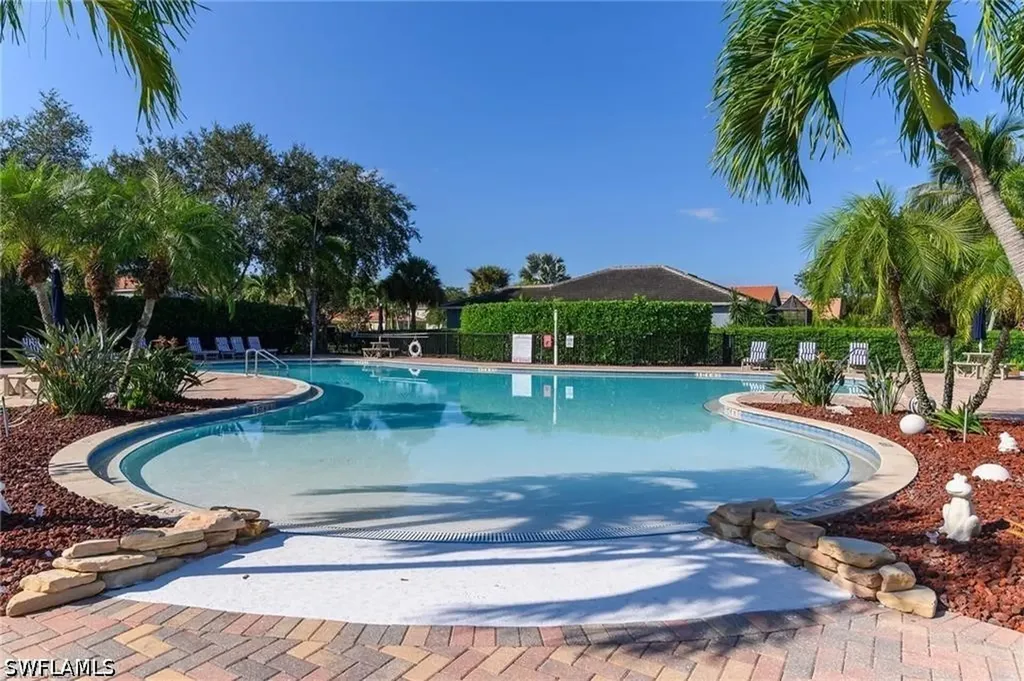 2078 Grove Drive Naples FL 34120