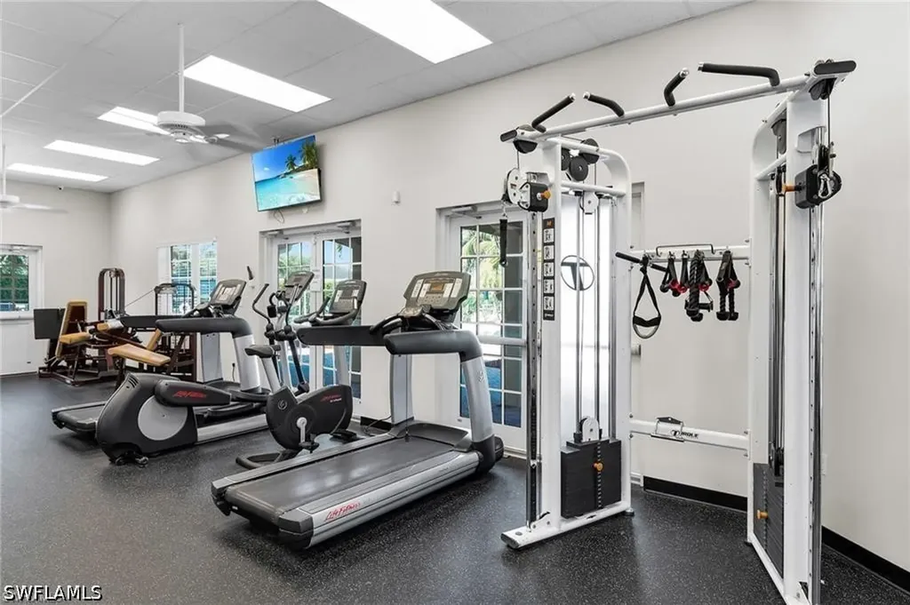 2078 Grove Drive Naples FL 34120
