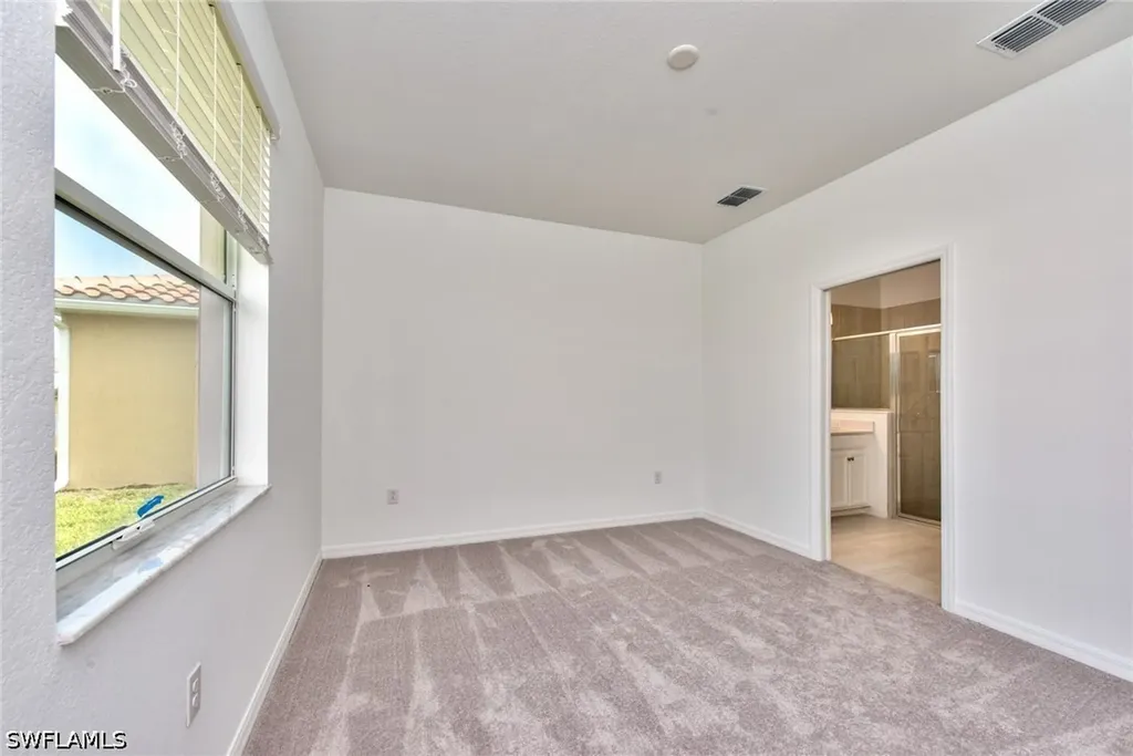 2591 Vine Avenue Naples FL 34120